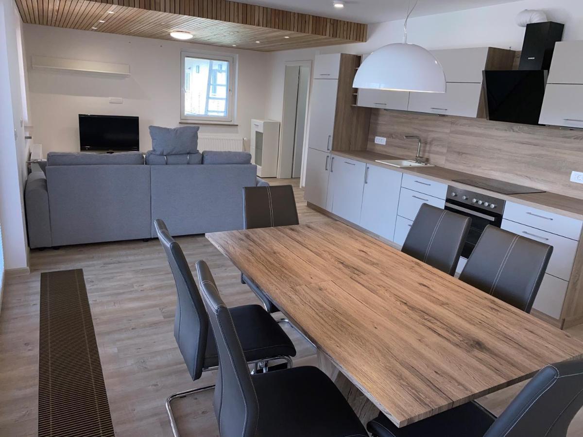 Apartment Aha Radovljica Bagian luar foto